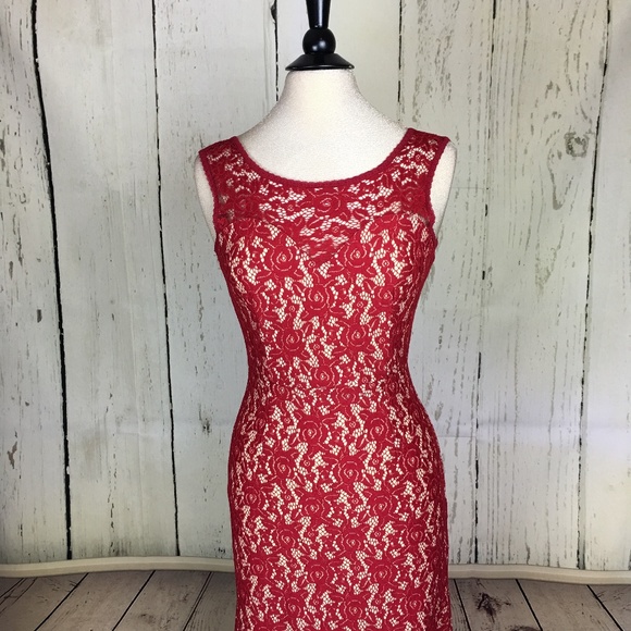 Red Lace Illusion Floor Length Dress NWT - Picture 3 of 8